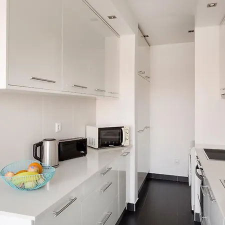 公寓 Estrela Skyline Retreat With Terrace