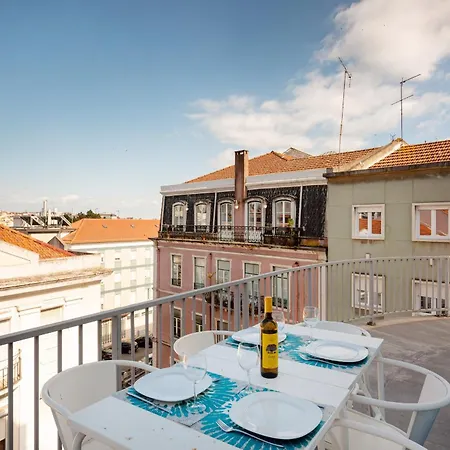 公寓 Estrela Skyline Retreat With Terrace Lisboa